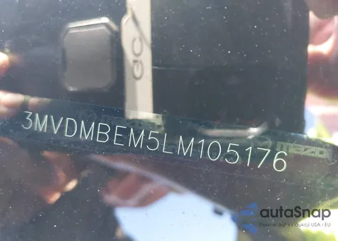 2020 Mazda Cx-30 Premium Package z USA, uszkodzony, nr VIN 3MVDMBEM5LM105176